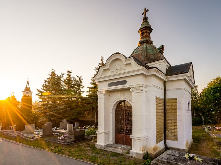 Oprava objektu Hrobky rodiny Plachých